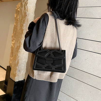 Modish Quilted Shoulder Bag